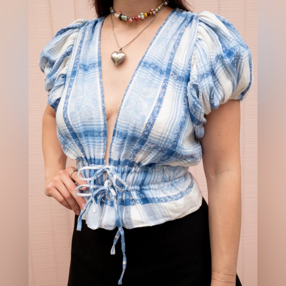 Psychic Outlaw - Short Sleeve tablecloth top